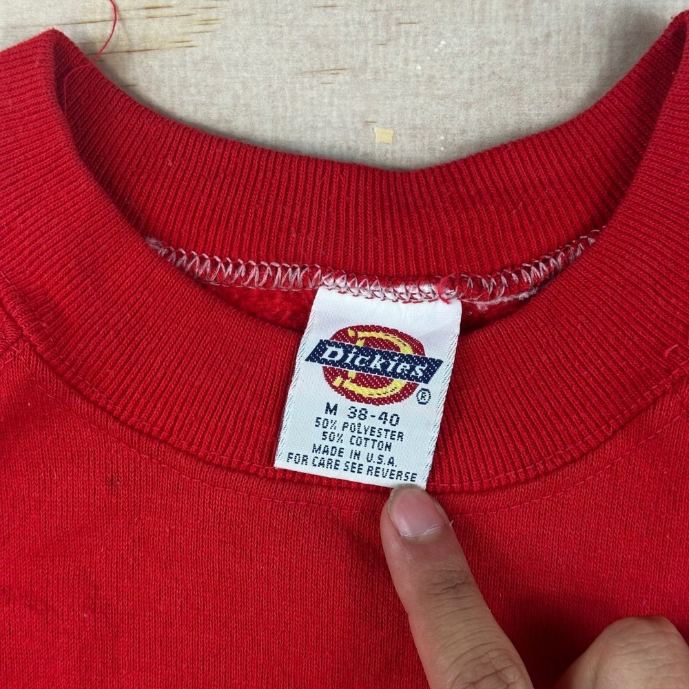 Vintage Dickies Red Crewneck Sweatshirt Mens Medium Made in USA Raglan Solid - Picture 3 of 5